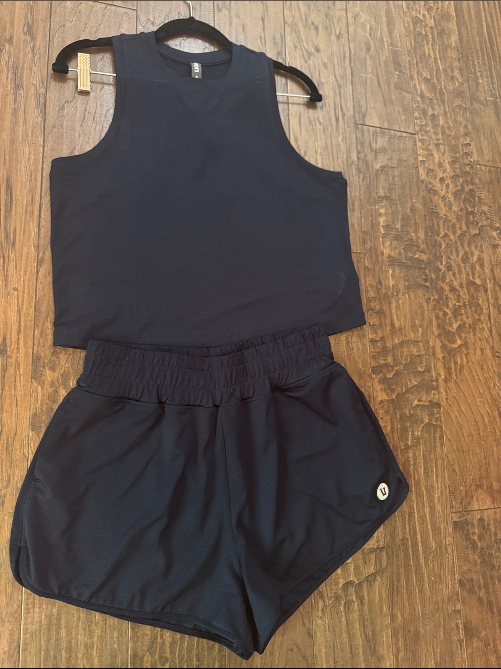 Women’s Vuori M shirt, L short Navy mesh set
